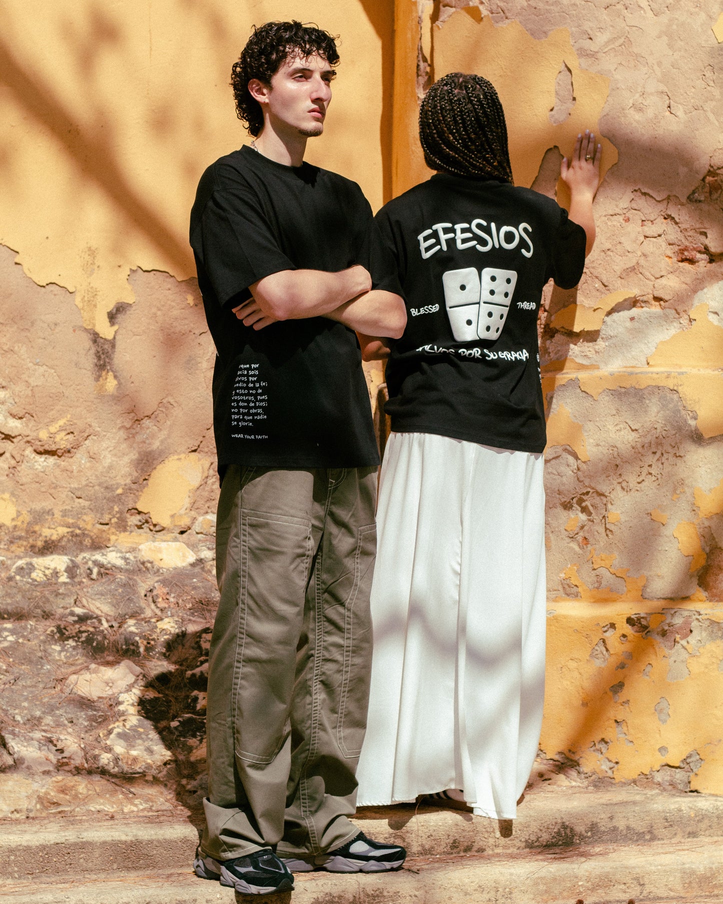 Black Oversized Faith Tee - Efesios 2:8